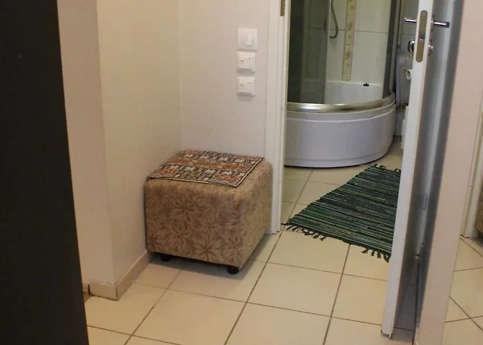 With Private Entrance And Free Parking * タリン